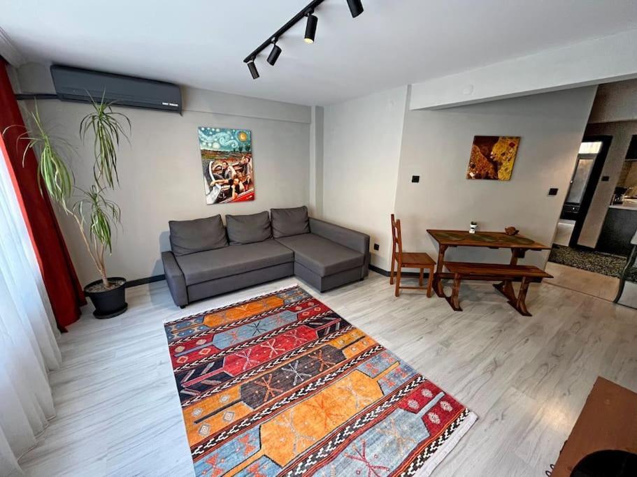 Central & Cosy Flat For 4 Person İstanbul Dış mekan fotoğraf